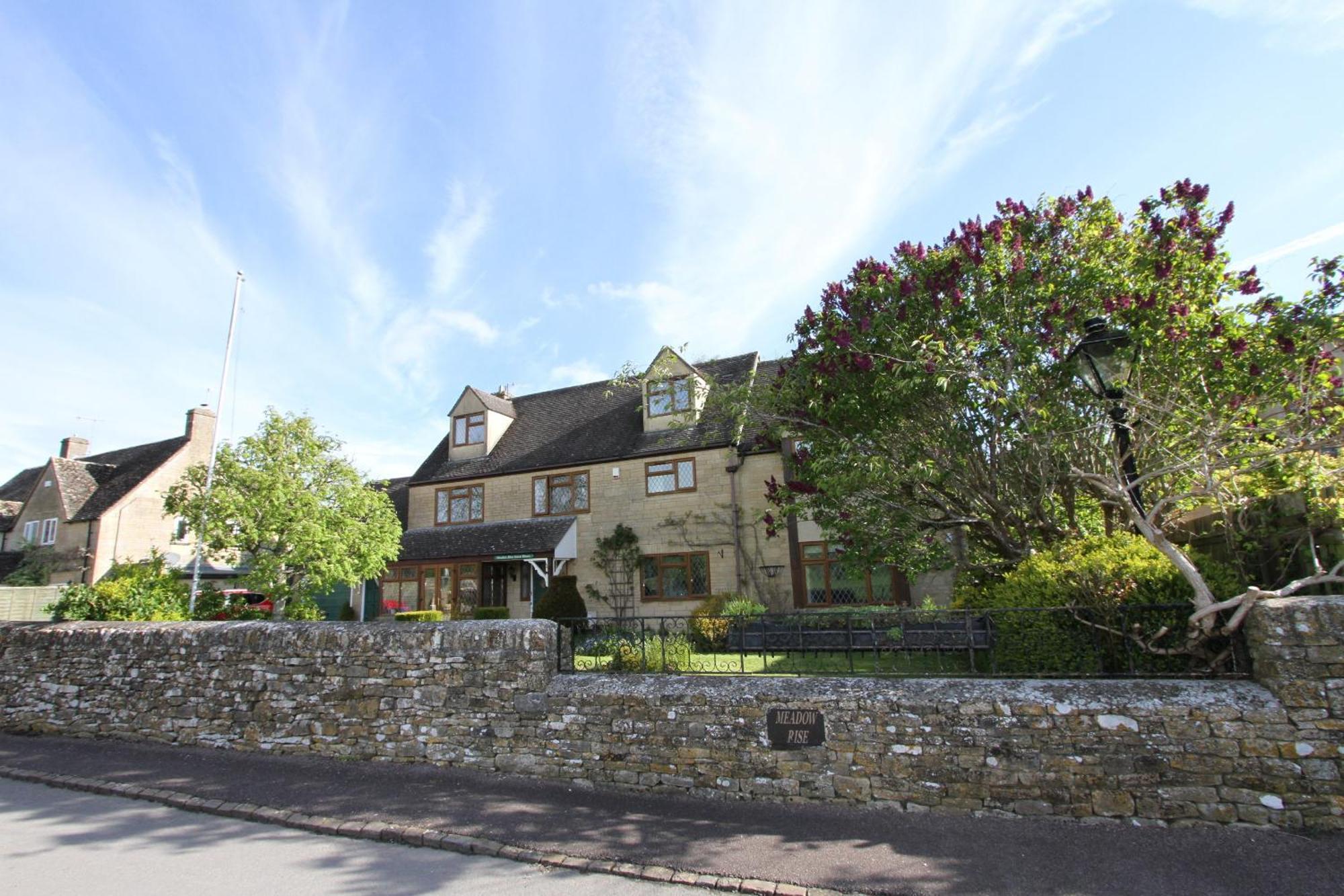 Meadow Rise Guest House Bourton-on-the-Water Exterior photo